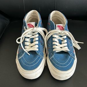 Vans Off the Wall Blue and Orange Sneakers